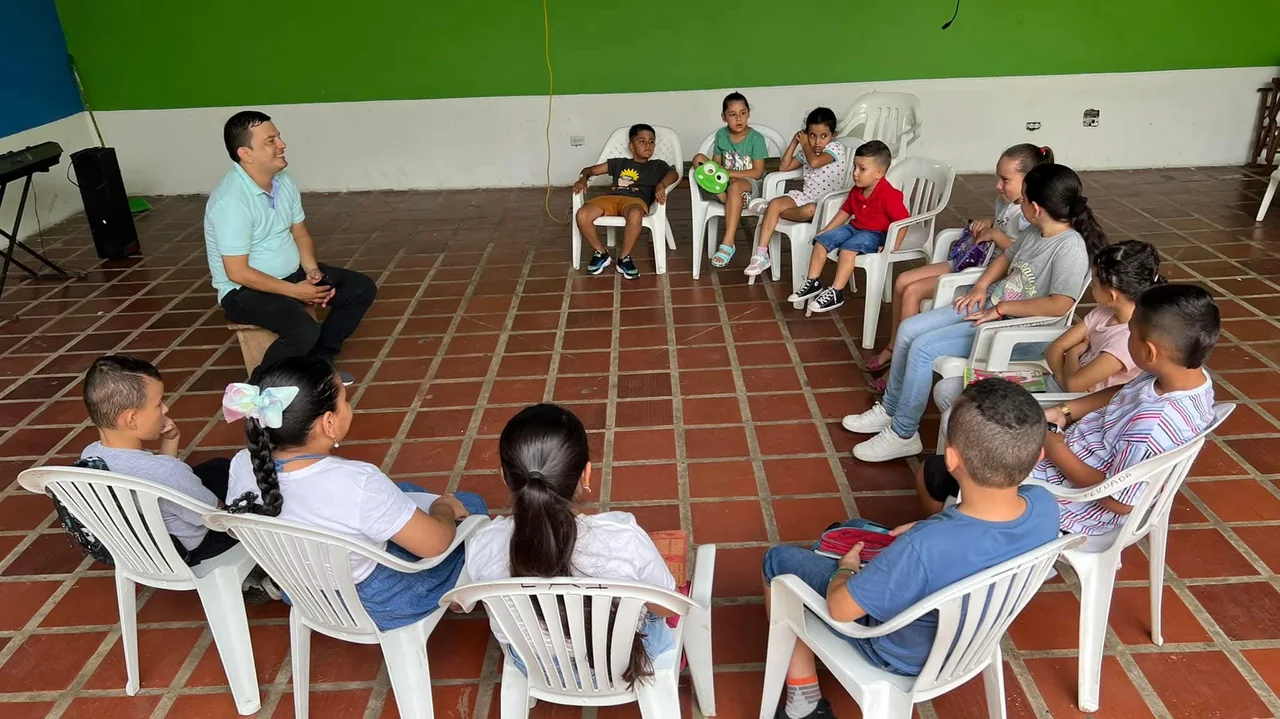 Sesión comunitaria asociada a Escuela Laboratorio Verde Belén.